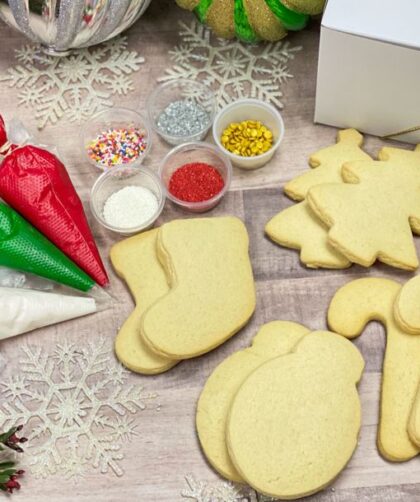 Cookie decorating kit for beginners