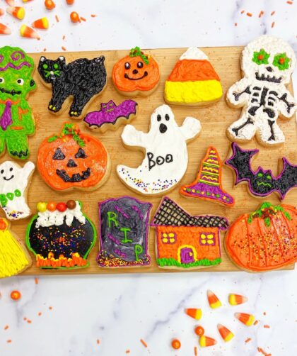 Cookie decorating kit for parties