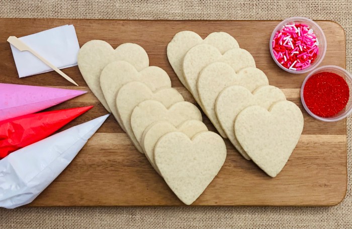 Cookie decorating kit valentines